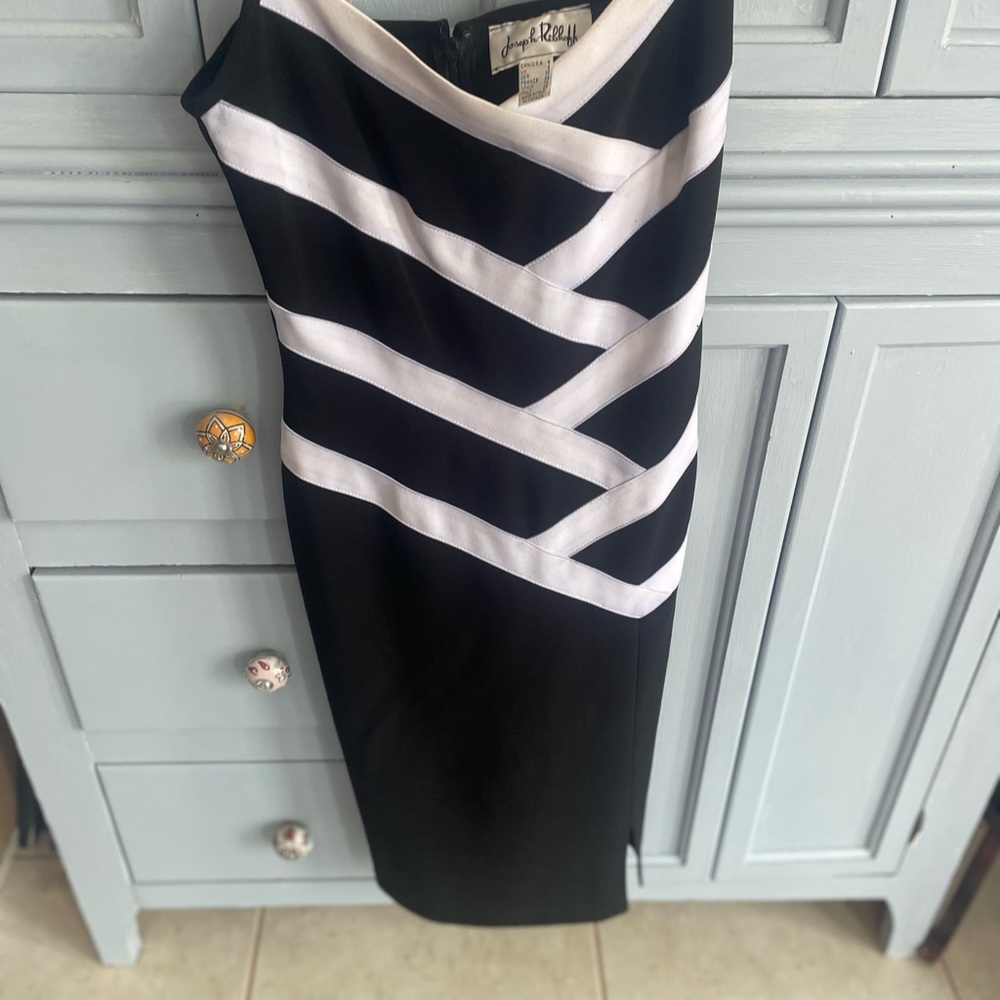Sexy black & white contoured dress